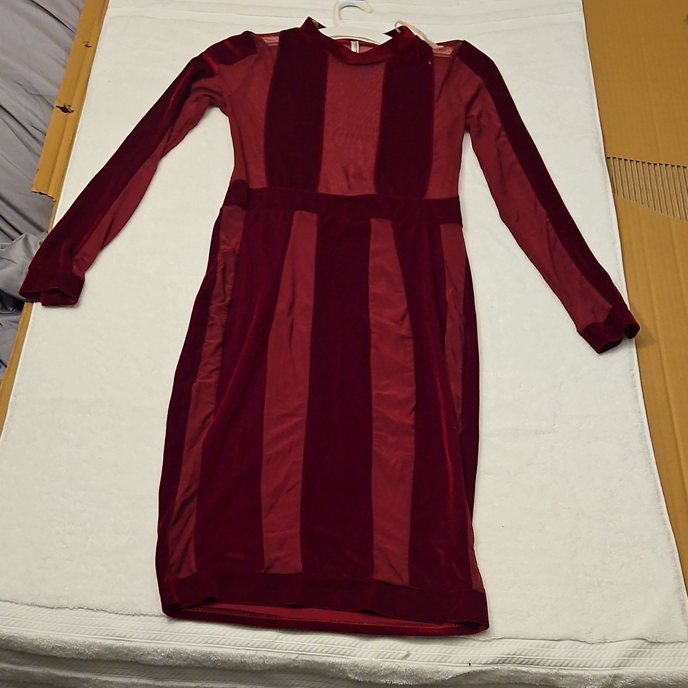 Auditions Red Long Sleeve Bodycon Dress Velvet Polyester Spandex Pullover Knee M